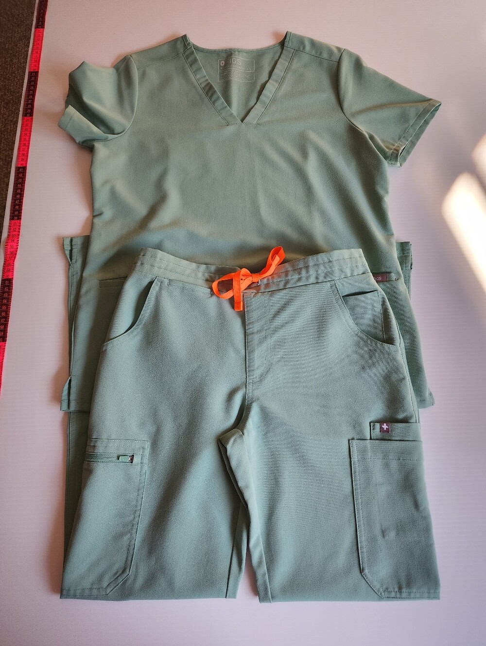 Figs S/XS Jade Set - EUC